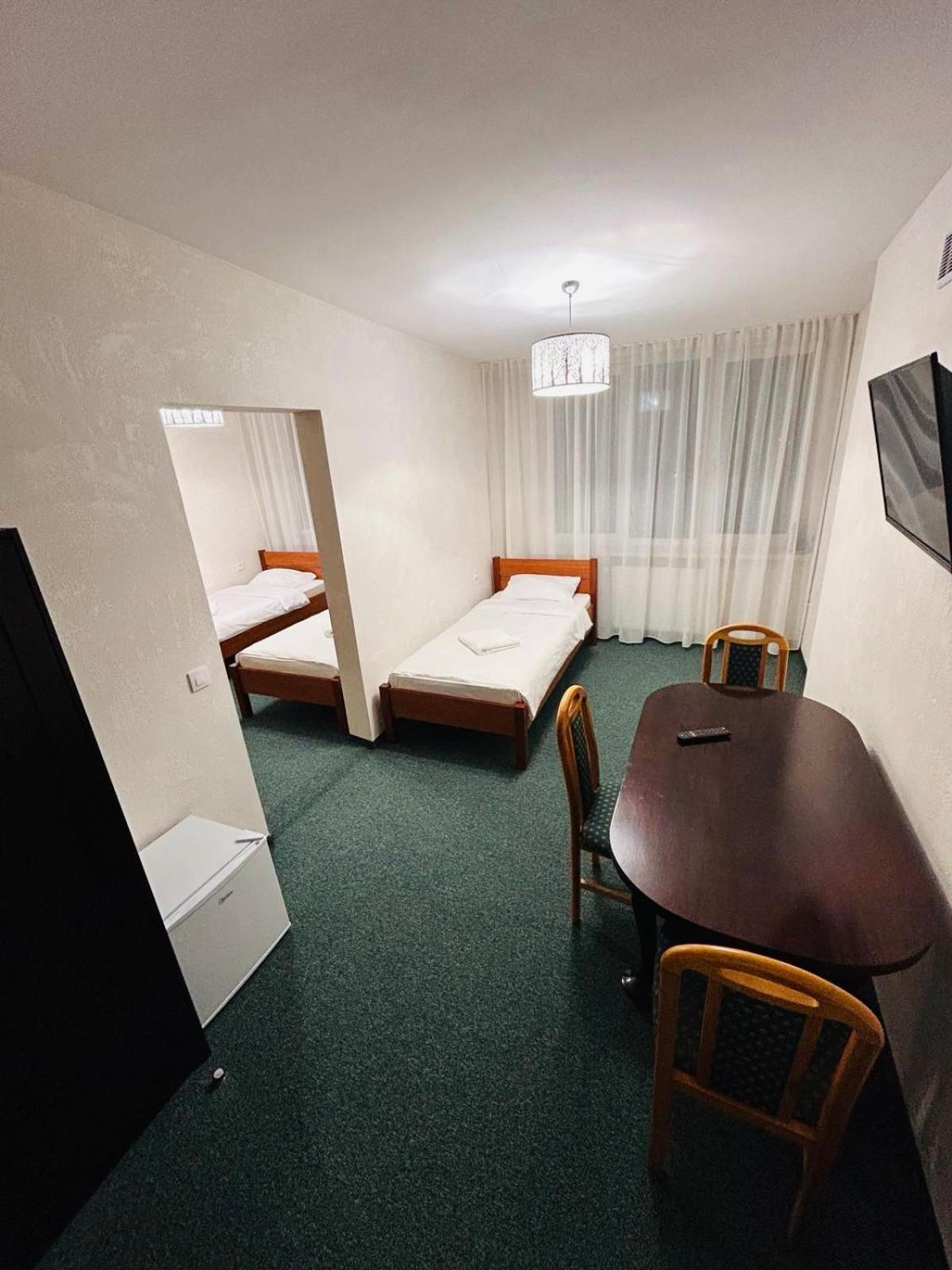 Sekocin Lesna Polana Bed & Breakfast エクステリア 写真