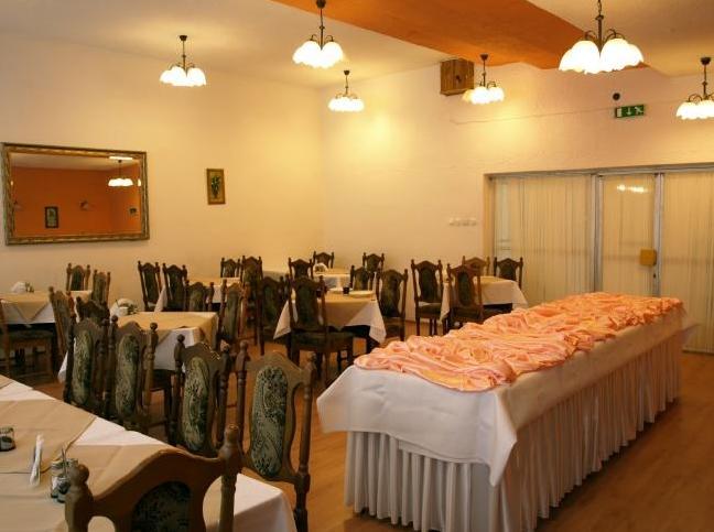 Sekocin Lesna Polana Bed & Breakfast エクステリア 写真